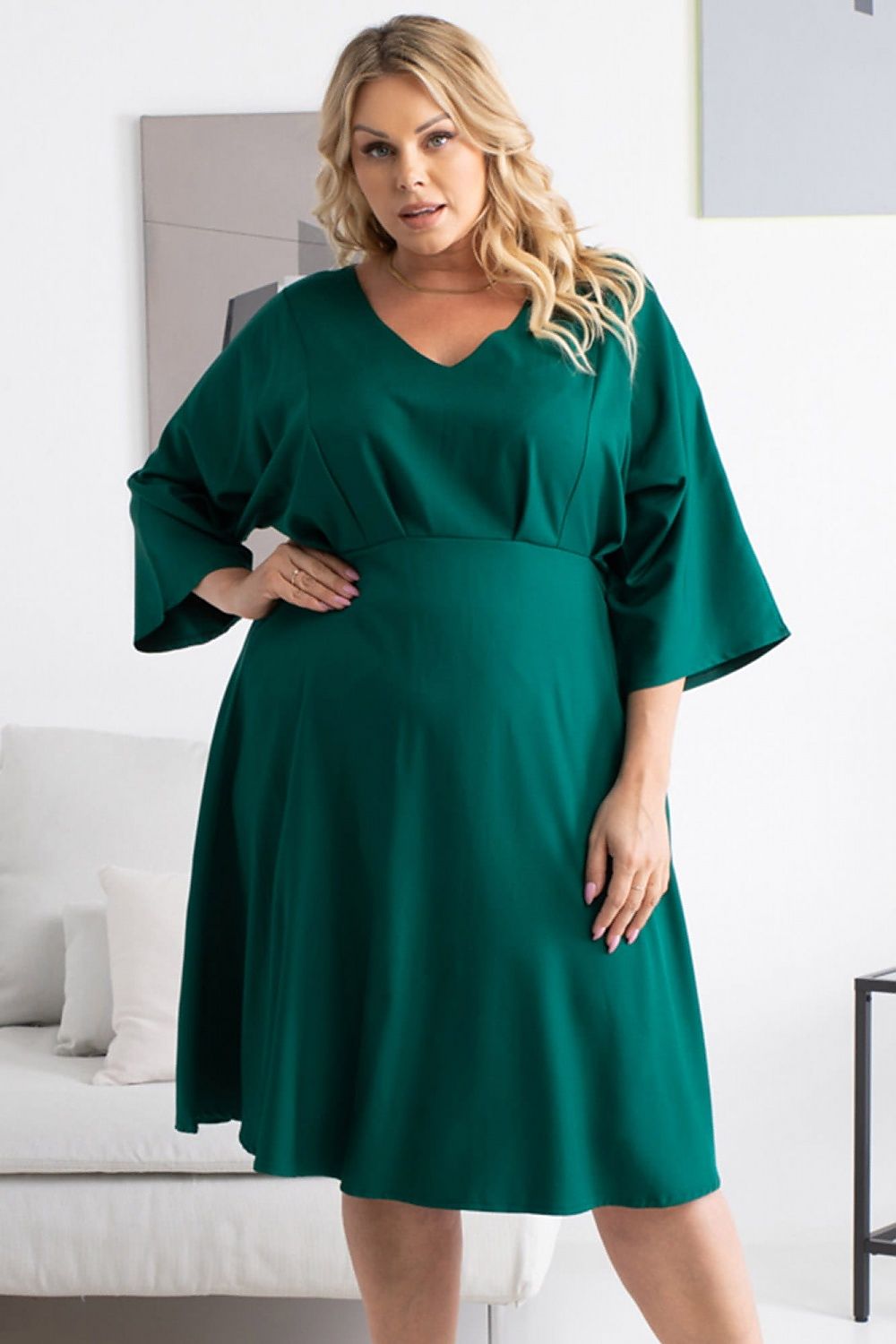 Plus-Size Kleider Model 168958 Karko