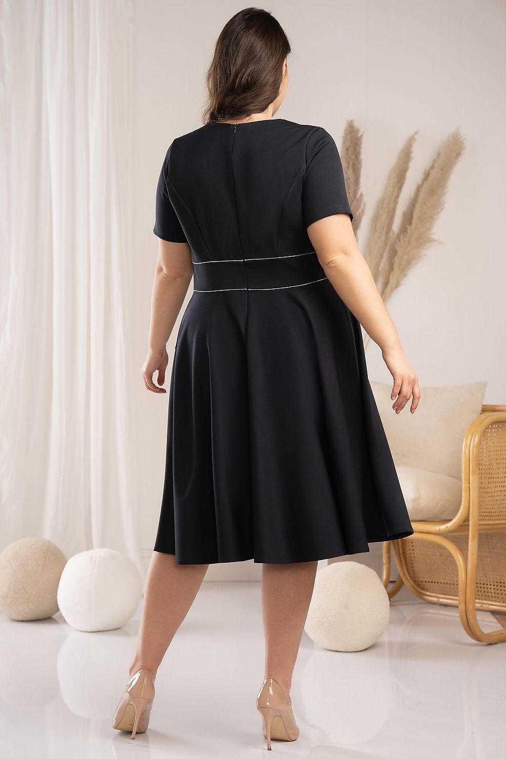 Plus-Size Kleider Model 178555 Karko