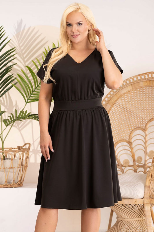 Plus-Size Kleider Model 183387 Karko